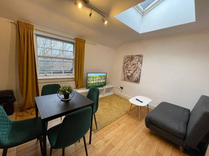 💥Beautiful 1-Bed Flat in Essex Road– 1st November
