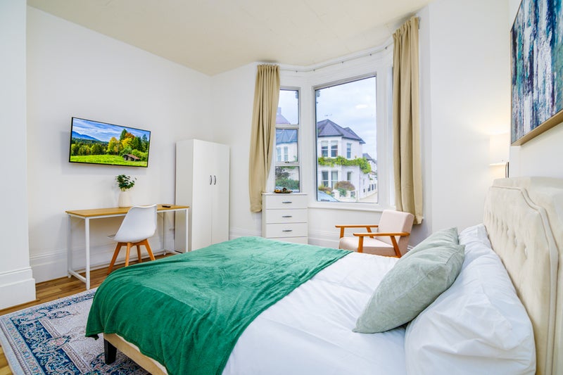 🏠Master Room in West Hampstead – 1st November🔥
