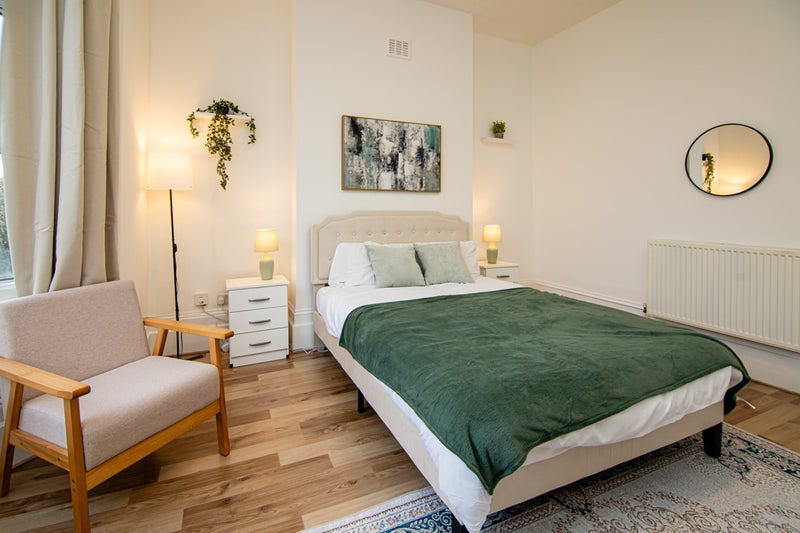 🏠Master Room in West Hampstead – 1st November🔥