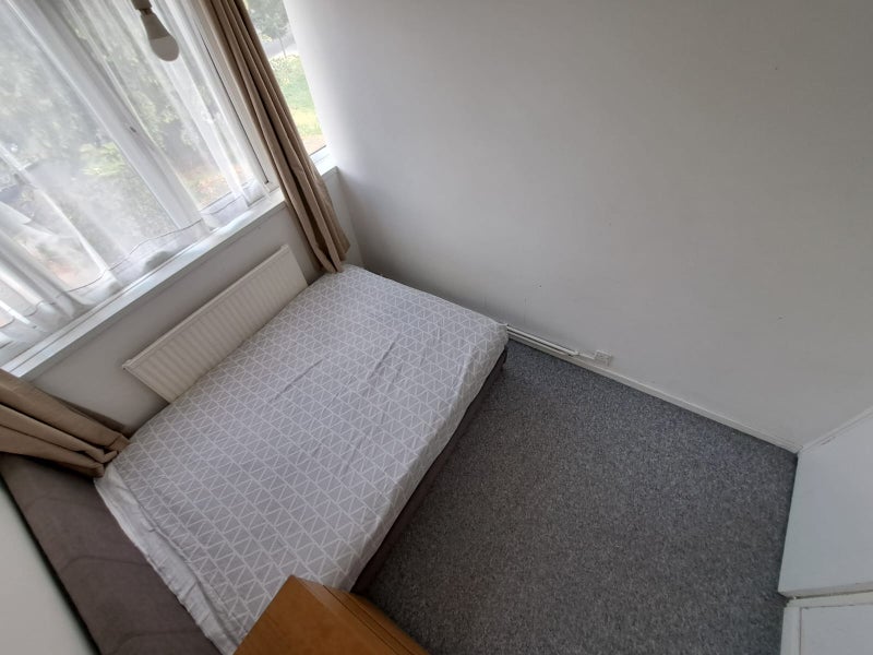 Amazing Location in Oval, Double Room📍