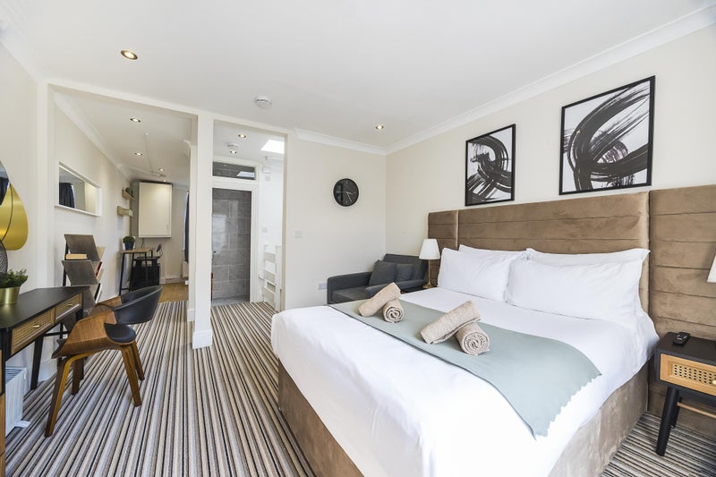 🏡✨ Lovely Studio in Angel | Available 1st Sept