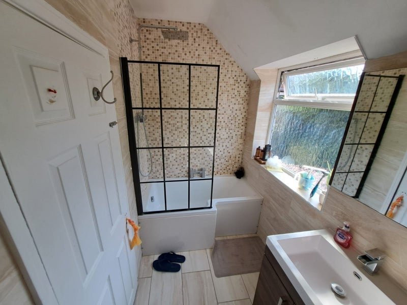 4 Bedroom House in Romford