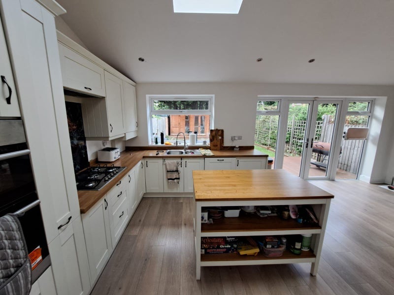 4 Bedroom House in Romford