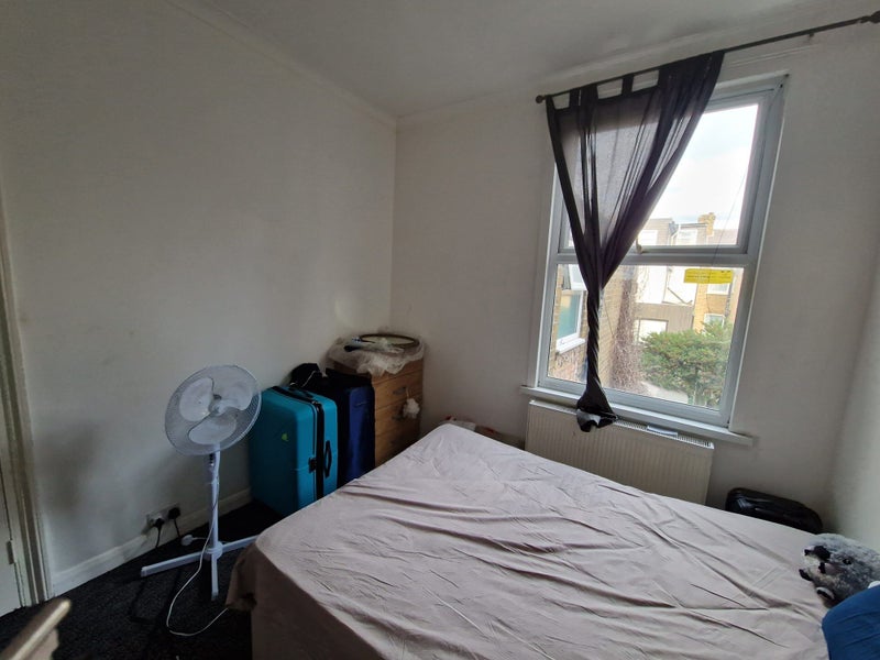 ✨ Cosy Room in Stratford From September ✨