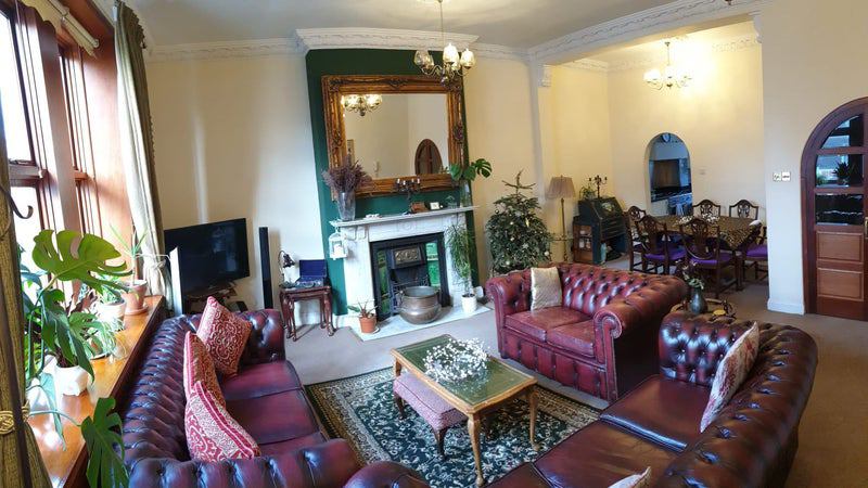 Huge Room in Beautiful Newly Refurbed Luxury Home!