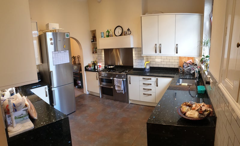 Huge Room in Beautiful Newly Refurbed Luxury Home!