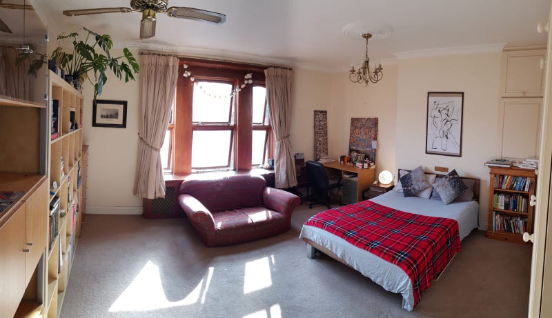 Huge Room in Beautiful Newly Refurbed Luxury Home!