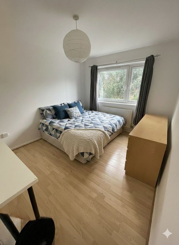 Double room in Aldgate