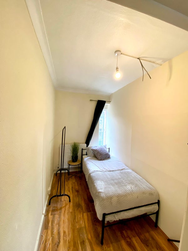 Single room in Old Street/Hoxton