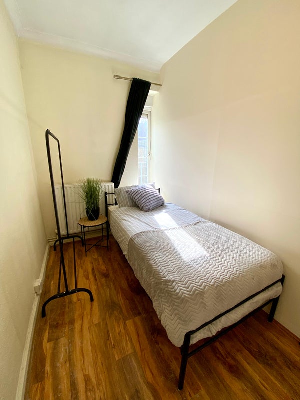 Single room in Old Street/Hoxton
