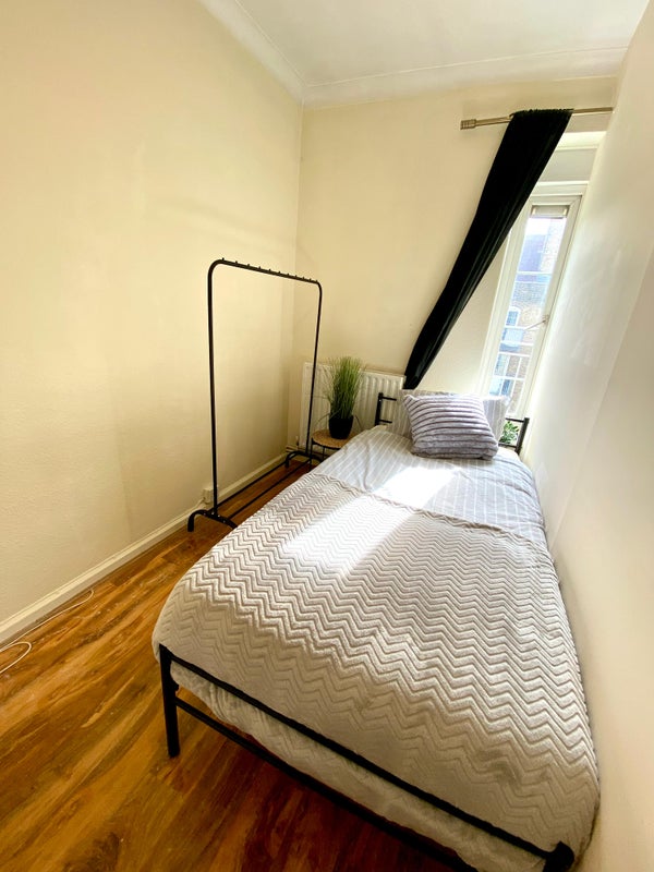 Single room in Old Street/Hoxton