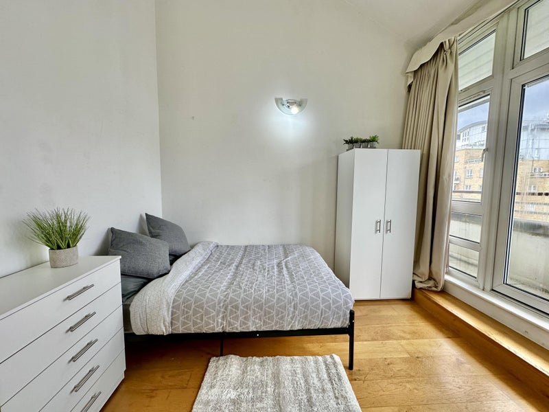 Double room in Canary Wharf/Island Gardens