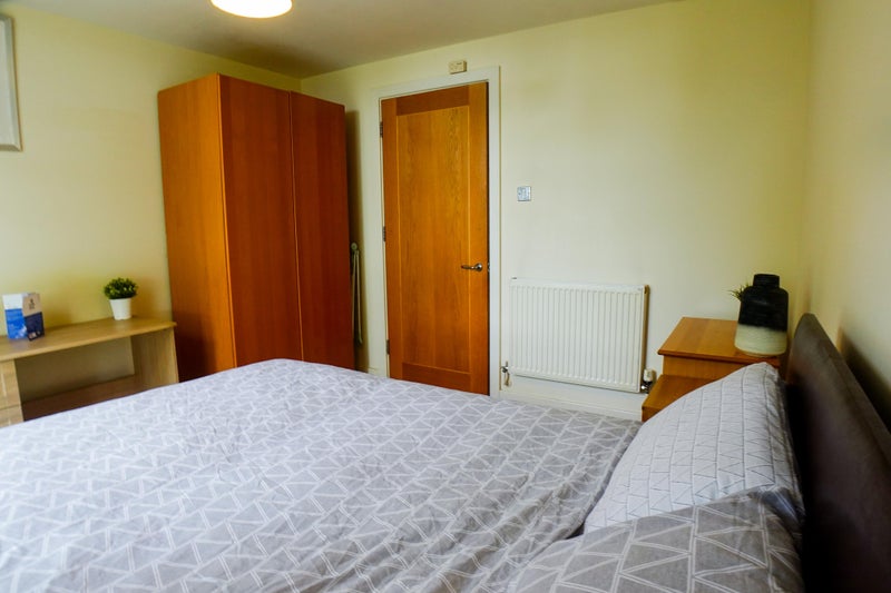 Double room in Pointoon Dock