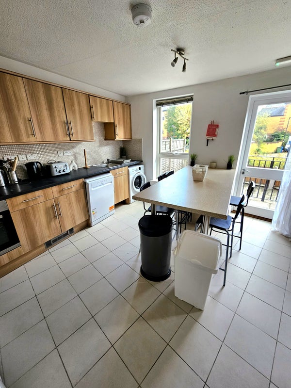 Double room near Canada Water/Bermondsey