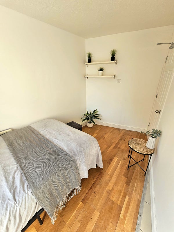 Double room near Canada Water/Bermondsey