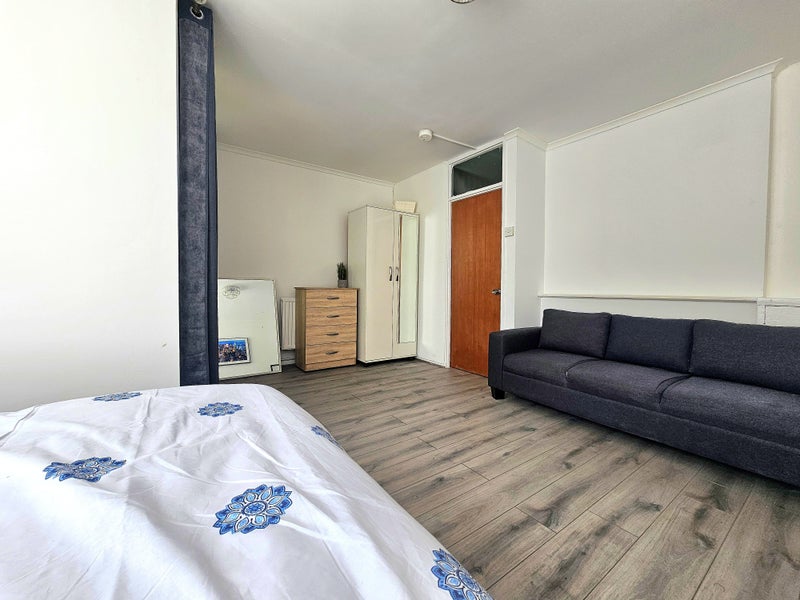 Double room in Aldgate