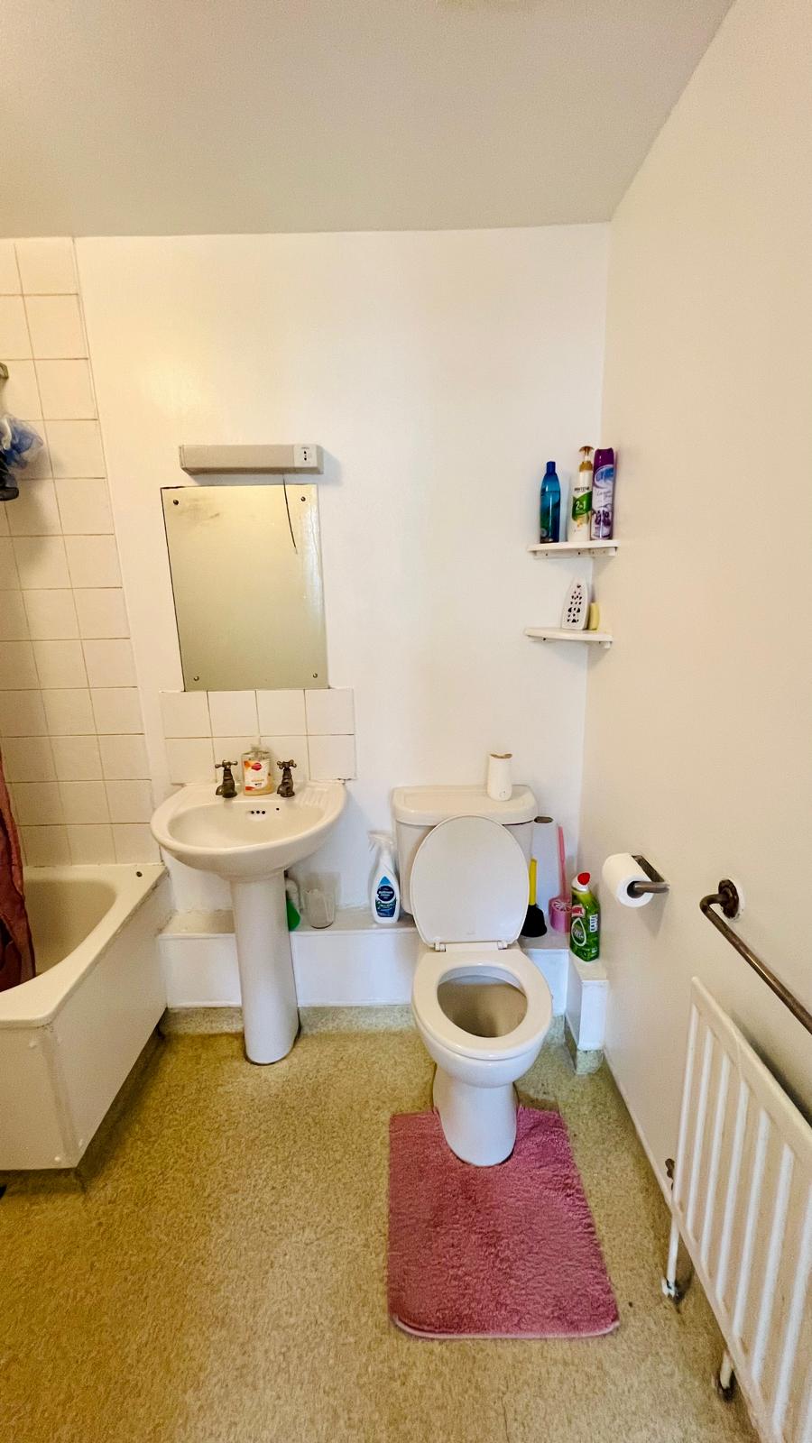 Double Room in zone 2 near Queen Mary University