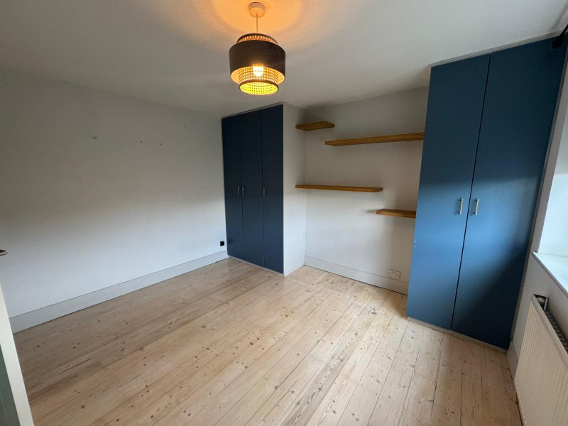 *Modern 4 Bedroom House in Rainham Avail Now RM13