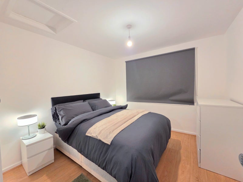 Stunning 5 Bedrooms Located Near Westferry E14