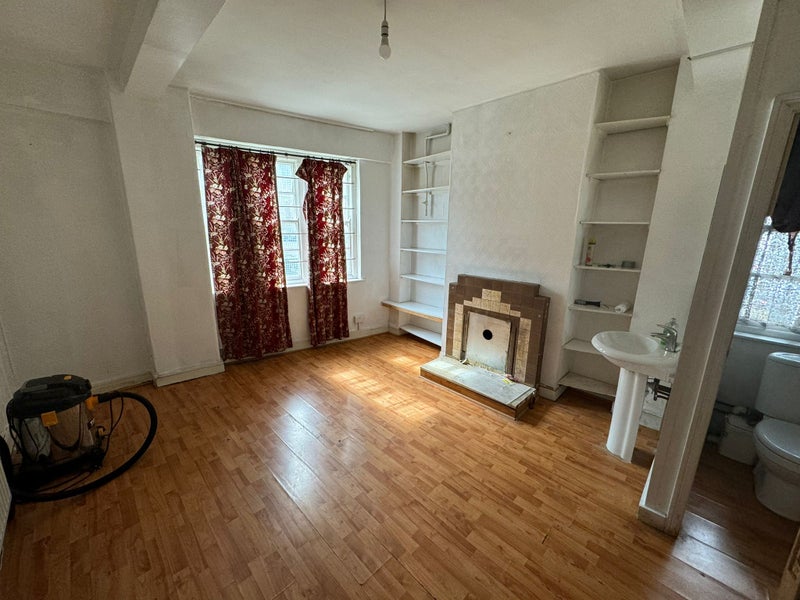 Lovely Semi-Double Room in London Bridge SE1
