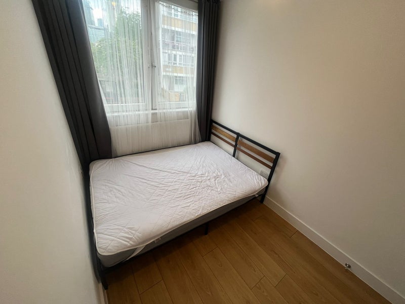 Modern Single Bedroom Located in Langdon Park E14