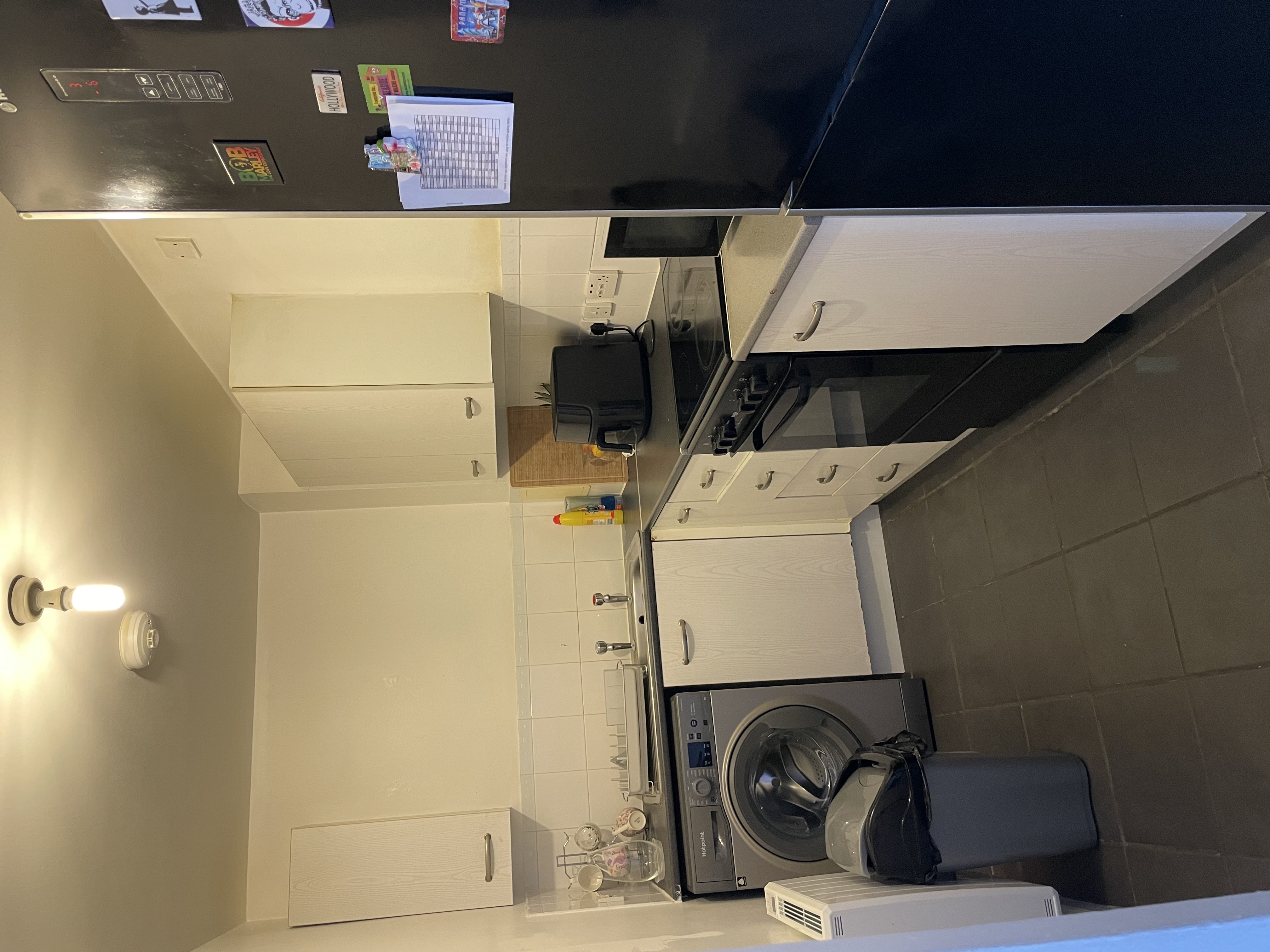 Two bright rooms available 