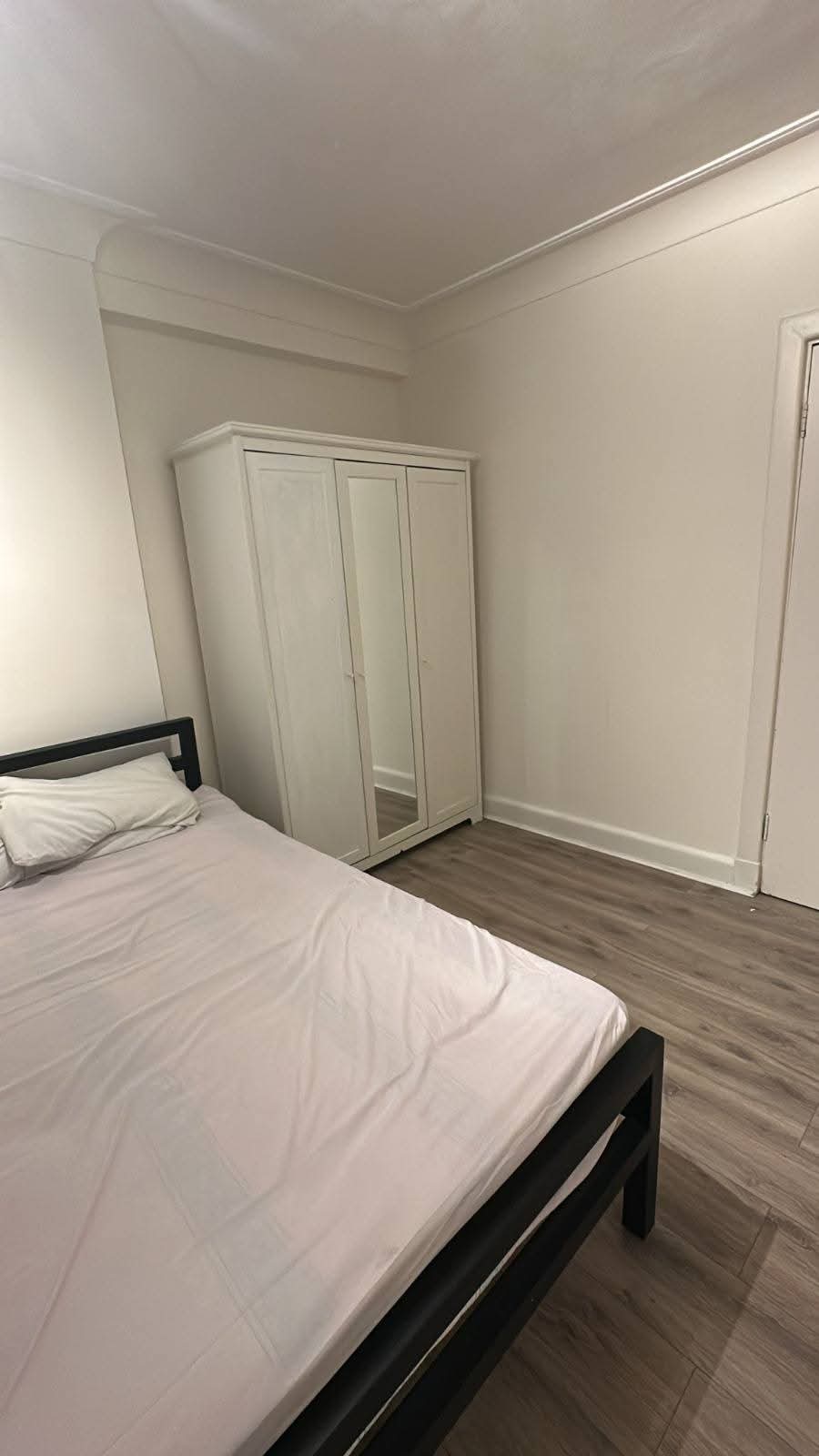 🍀 Spacious & Bright Double Room_Book your Viewing Now 💚