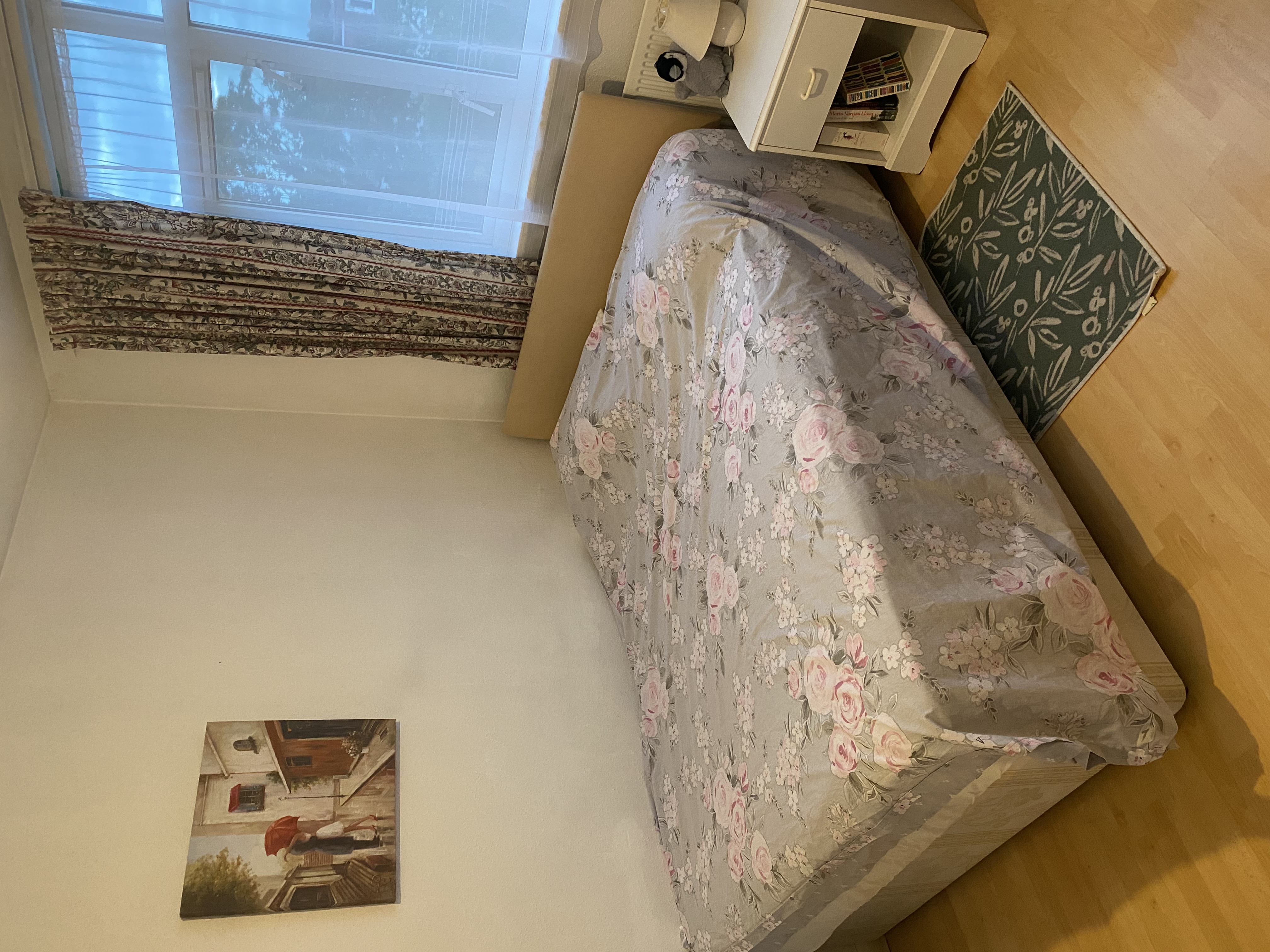 Double room females preferred no bills clean house 