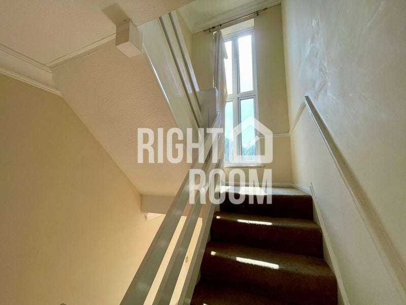 Double room near Newham Way