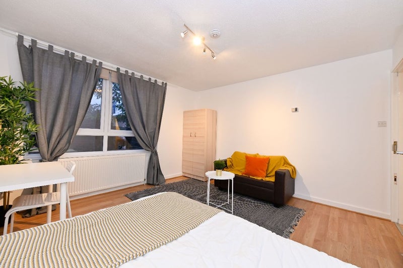 Double Room near paradise park
