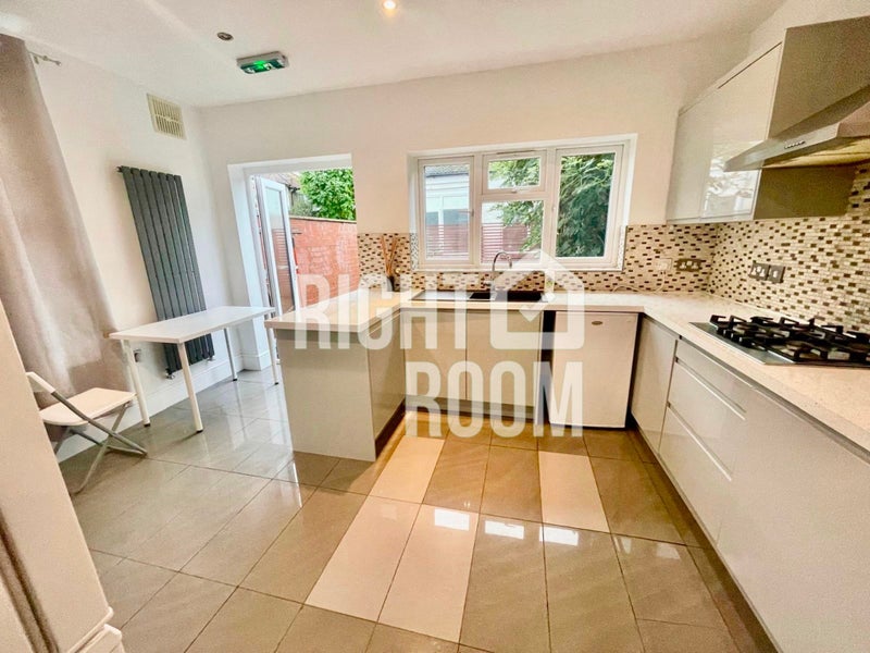 Amazing Double Room in Walthamstow