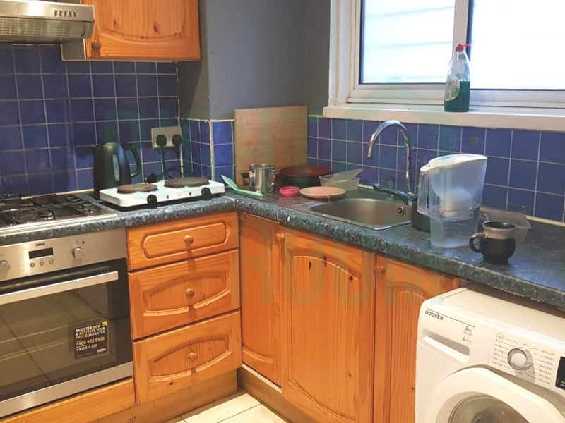Affordable room in Prime Location-South Quay E14