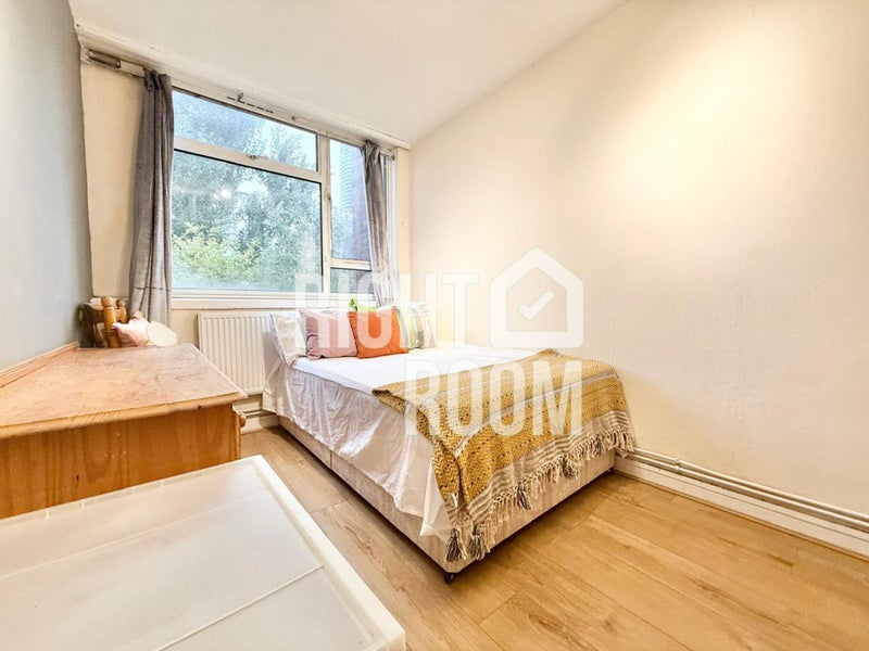 Affordable room in Prime Location-South Quay E14