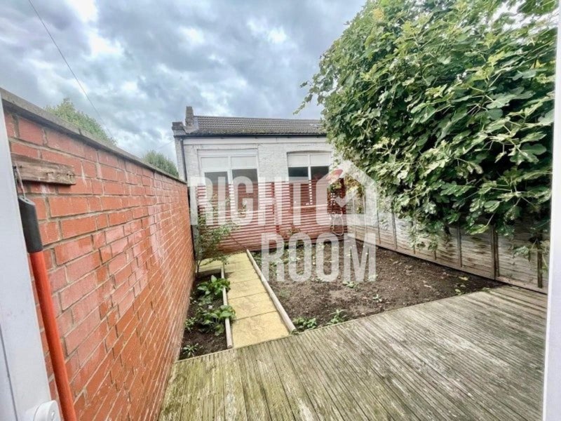 2 Bright Double Rooms in Walthamstow 