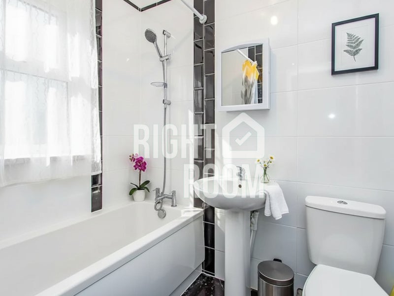 Double room near Canons park