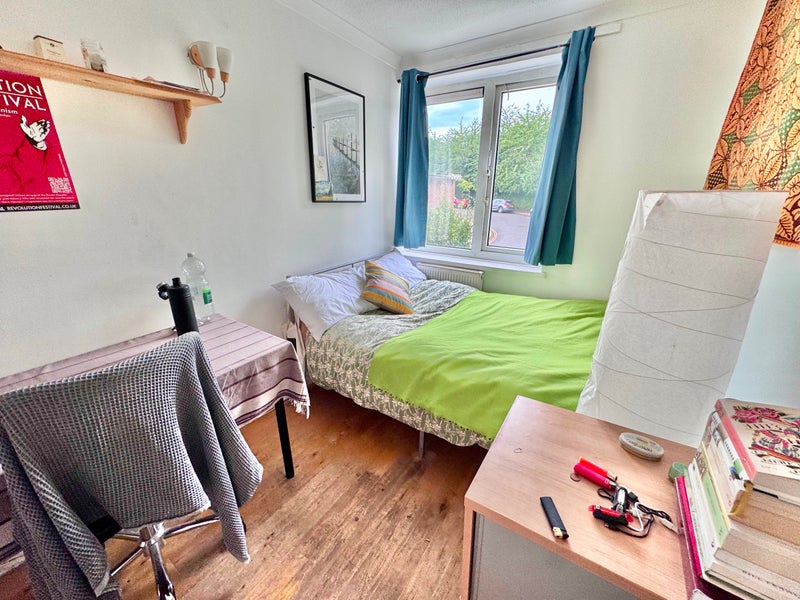 Double room near Caledonian park