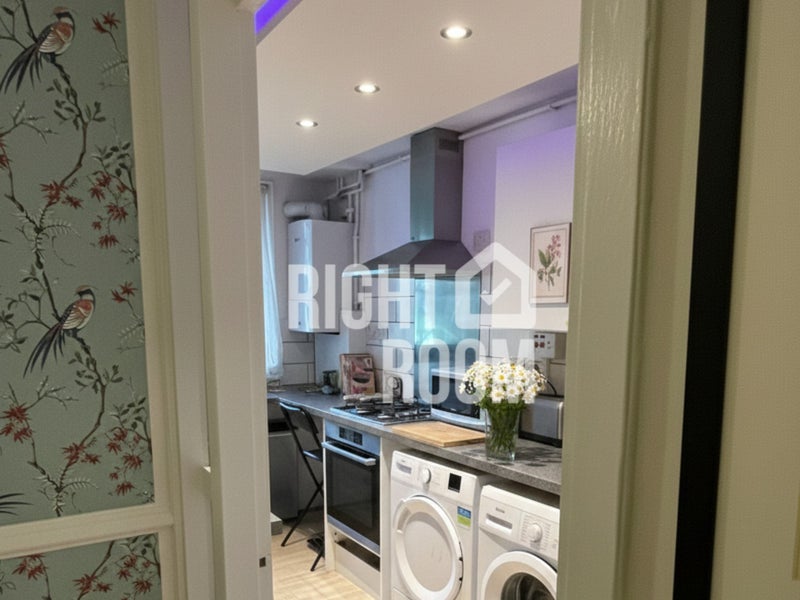 Bright Double Room near Paddington