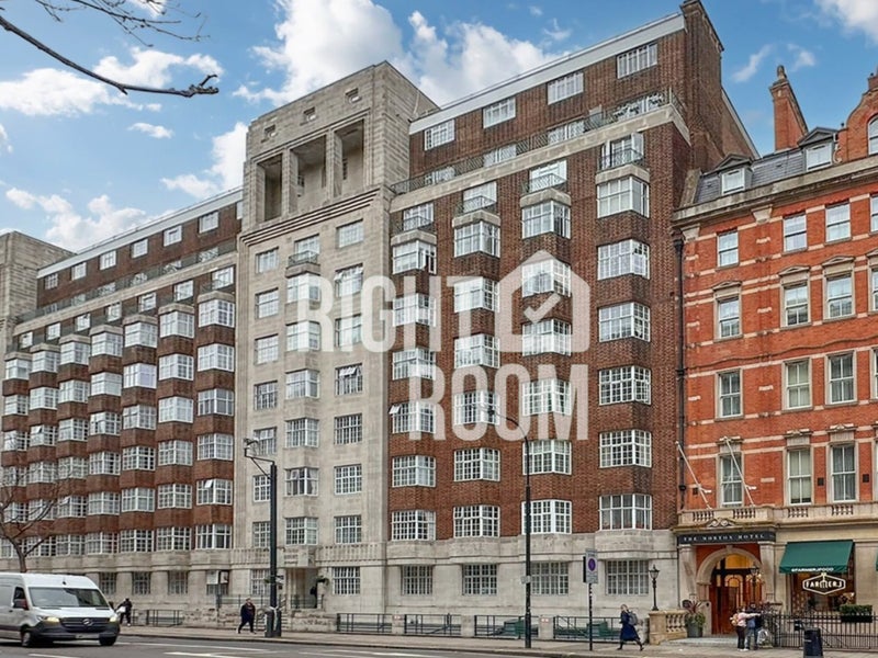 Studio flat near to Russell Square Station