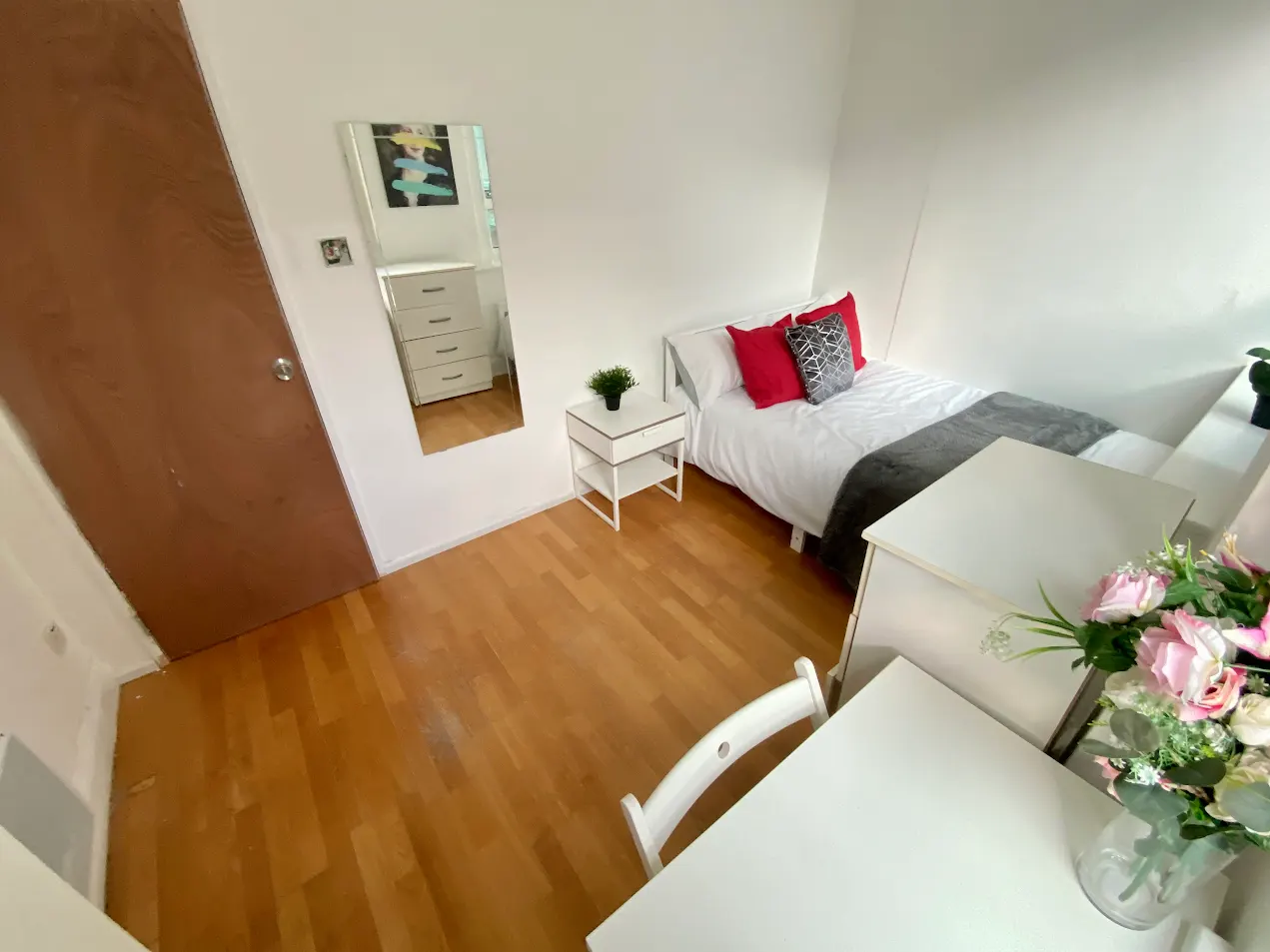 Double room in Crossharbour