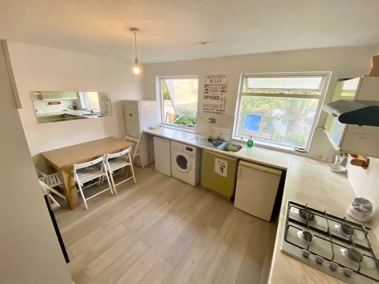 Double room in Acton Town / South Ealing