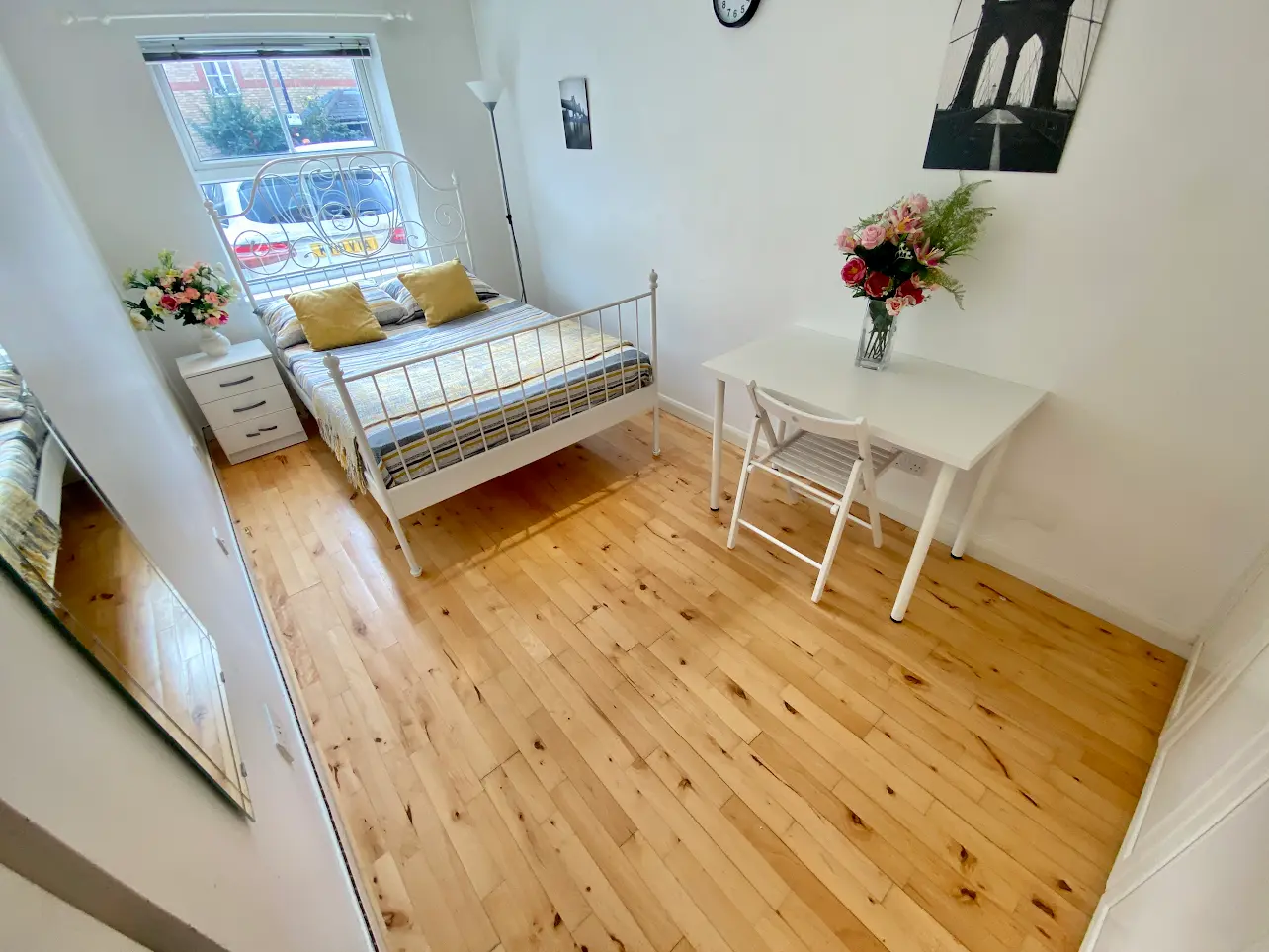 Double room in Westferry 