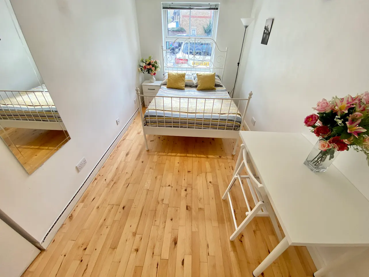 Double room in Westferry 