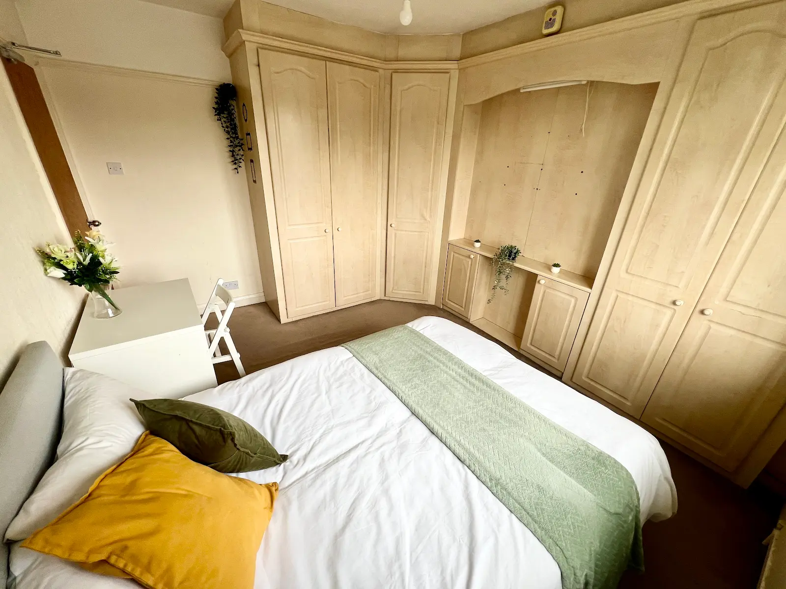 Double room near Preston Road / South Kenton