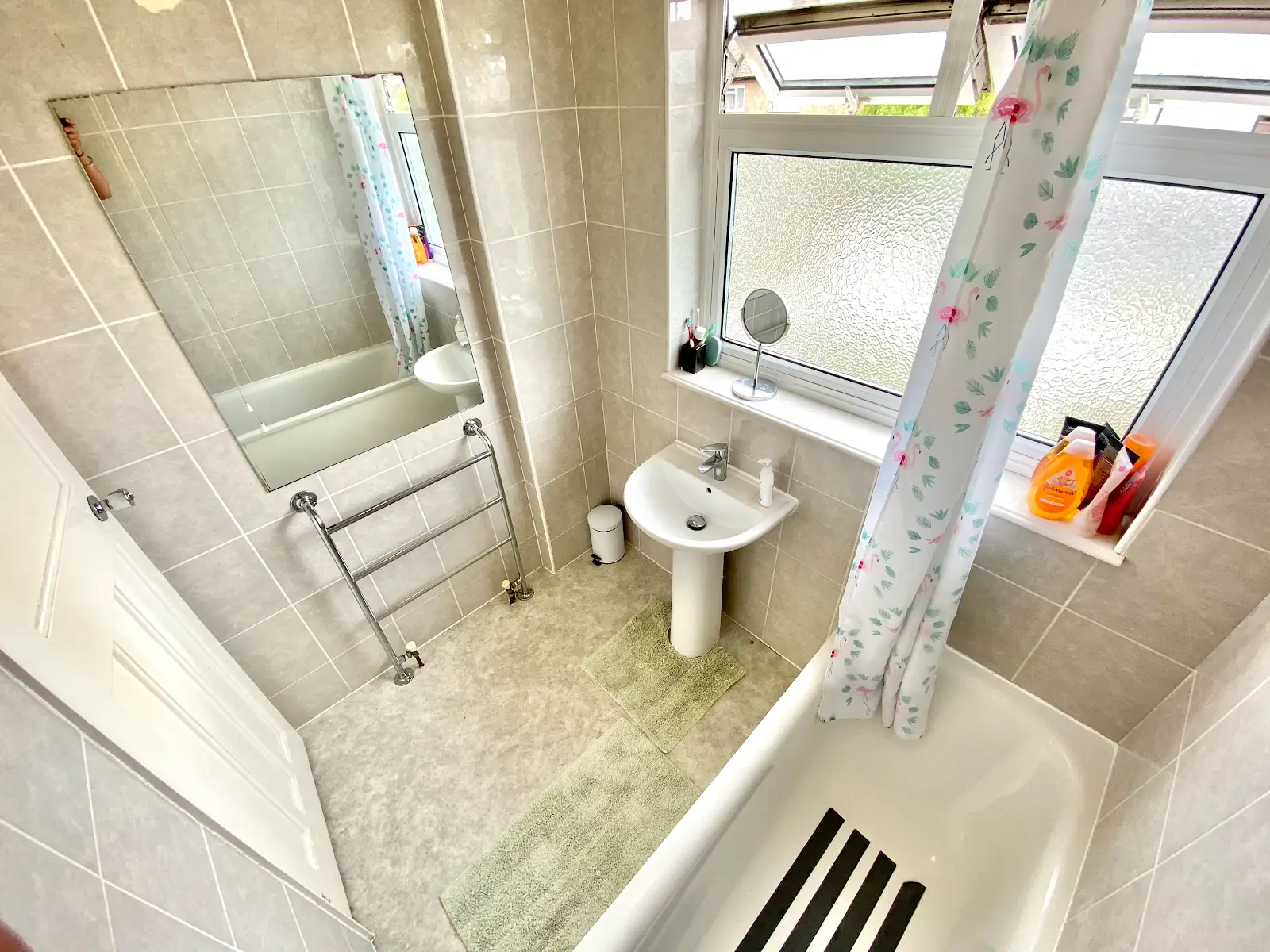 Double room near Preston Road / South Kenton