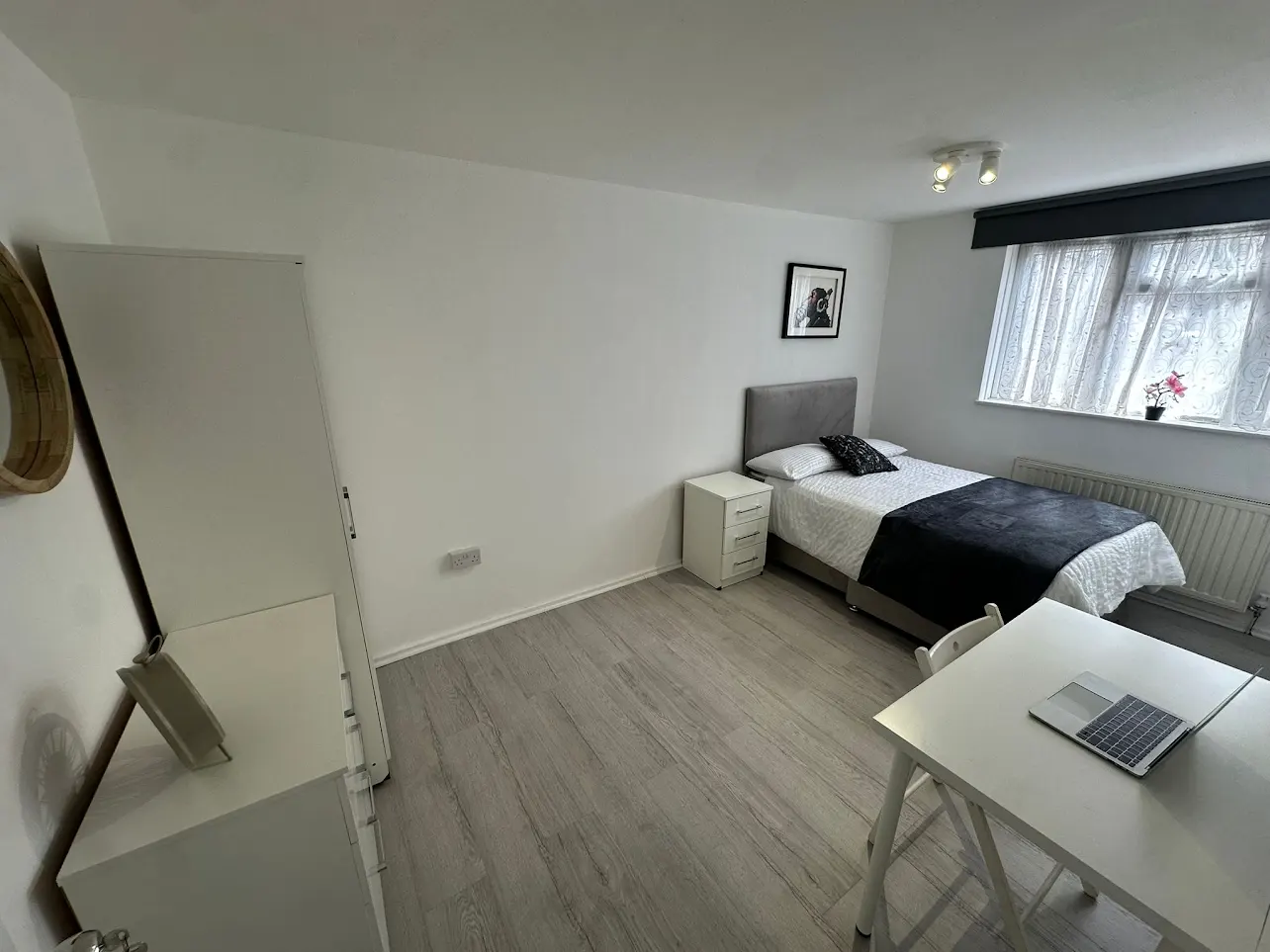 Double nice room in Crossharbour