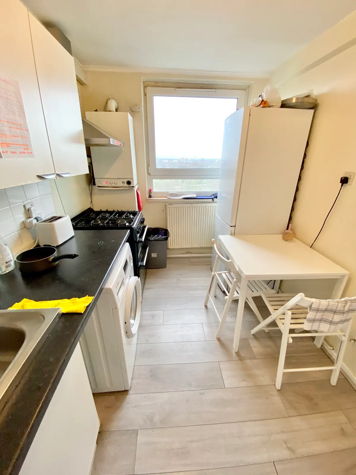 Double room near 46 Ingram House, Daling Way