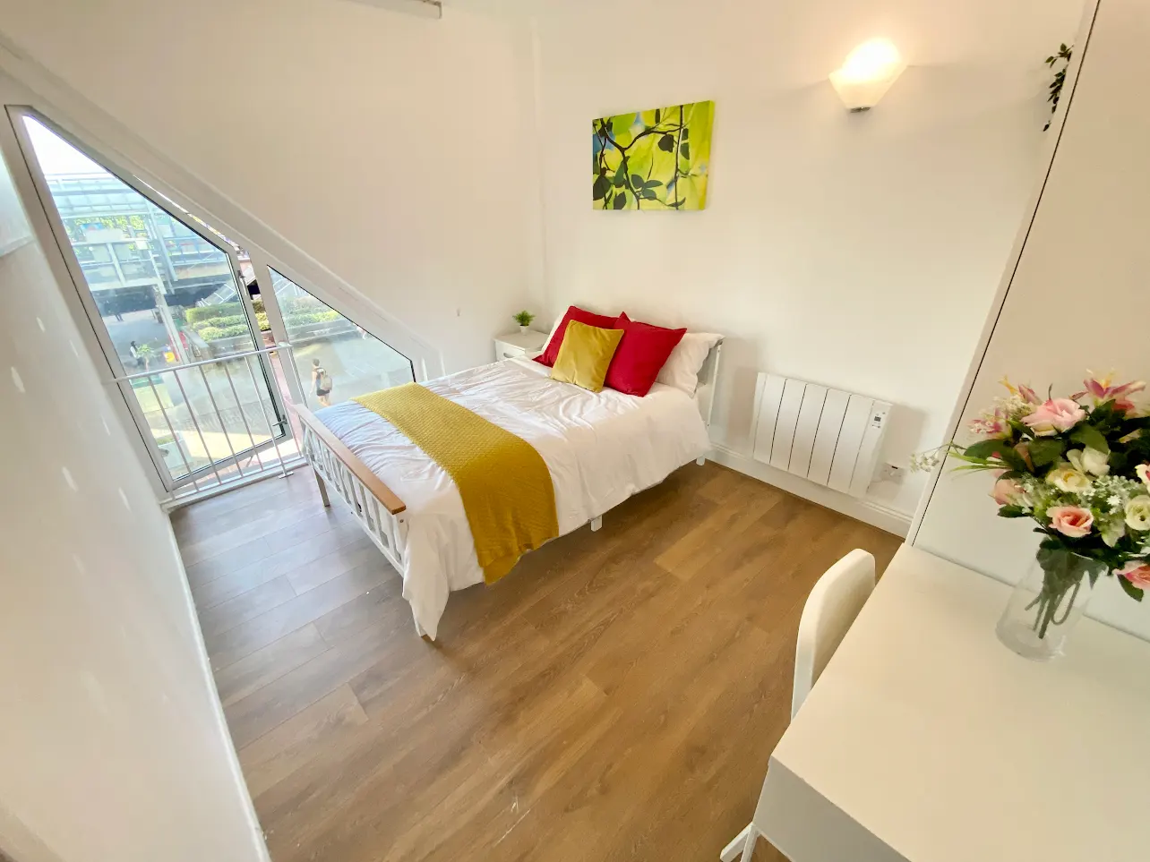 Doubleroom  around Crossharbour