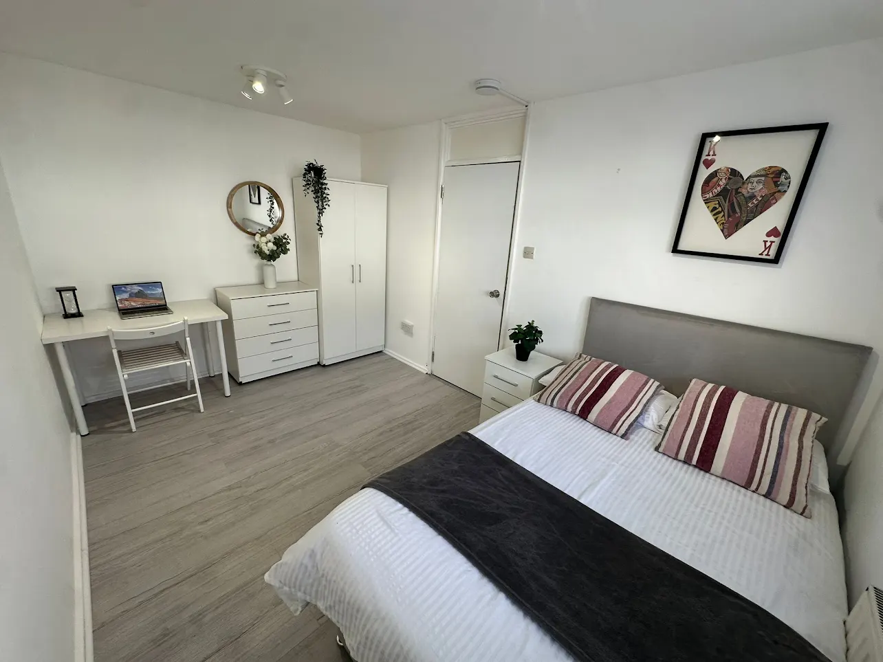 Double nice room in Crossharbour