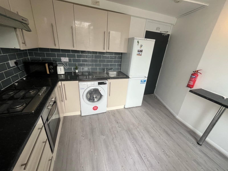  New Single Room in Poplar🥑