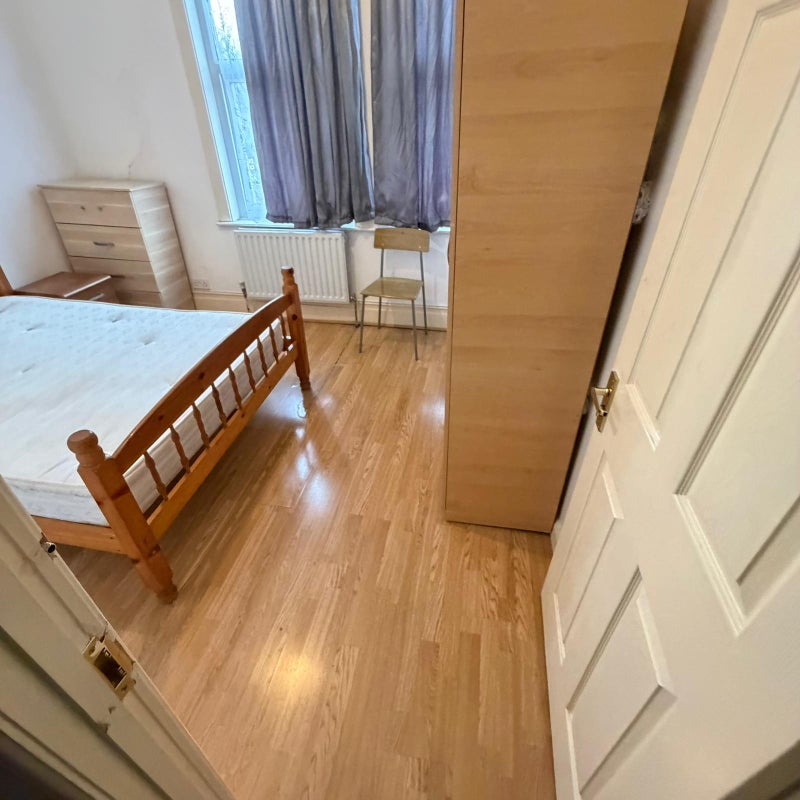 Double room near Tooting Bec